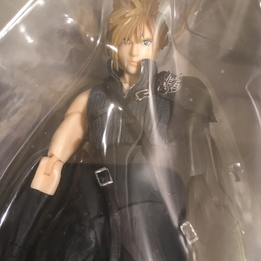 Final Fantasy VII Advent Children Action Figure: Cloud, No. 4